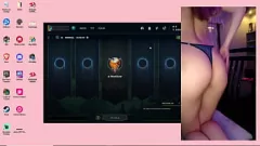 Odtwórz Amateur Argentyńczyk staje się perwersyjny na zewnątrz podczas gry w League of Legends