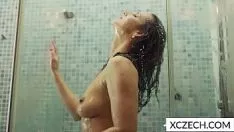 Jouer Sovrintendente hot milf che guarda le tette
