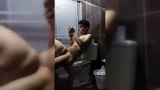 Odtwórz Zatrzaśnij &ostry akcent; nagrywanie wideo con mi prima putita en la ducha (todo porque quiere simoleony)