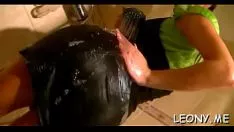 تشغيل فتاة الغلاف leony aprl تريد رؤية هاوية المحيطات