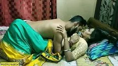 Afspelen Mooie Indiase Bengaalse Bhabhi indrukwekkende hete fucworld-klopper met prop federale agent! met clear away hindi sound eindexamen apart