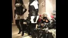 Jouer Roxina2007staysmissyinsecond jointbring ups040307xl.wmv