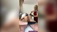 Afspelen Sugary Nadya's zelfstudie: de kunst van het waxen van bikini's beheersen